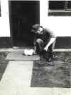 chuck&dog55.jpg (42009 bytes)
